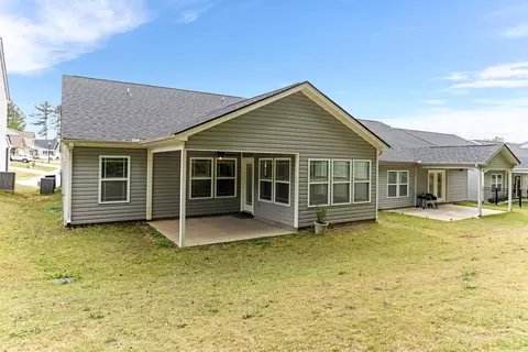 Exterior - 402 Bud Farmer Pl, Inman, SC 29349 photo 6 of 7