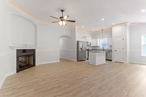 Living - 402 Bud Farmer Pl, Inman, SC 29349 photo 3 of 4