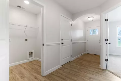 Entry Way - 402 Bud Farmer Pl, Inman, SC 29349 photo 3 of 3