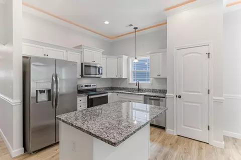 Kitchen - 402 Bud Farmer Pl, Inman, SC 29349 photo 1 of 5