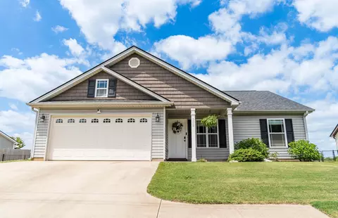 300 Brown Arrow Cir, Inman, SC 29349