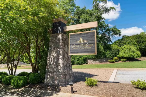 715 E Ridgewater Dr, Chesnee, SC 29323