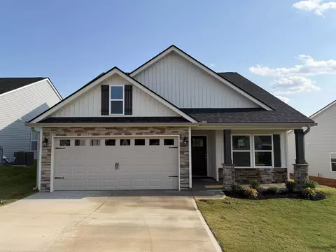 1725 Spruce Knoll St, Spartanburg, SC 29303