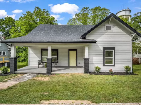 445 E Buford St, Gaffney, SC 29340