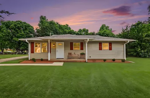 507 Craig Kropff Dr, Wellford, SC 29385
