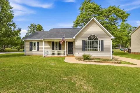 301 E Myles Ln, Spartanburg, SC 29303