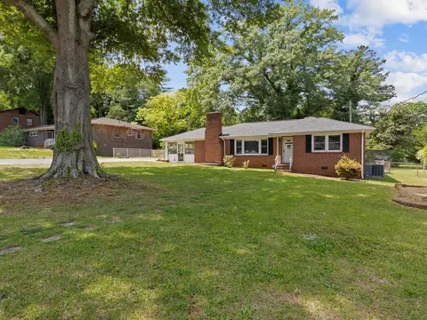 1102 Elmore St, Gaffney, SC 29340