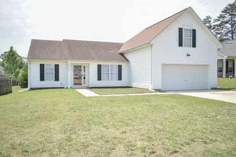 225 Kittiwake Ln, Boiling Springs, SC 29316