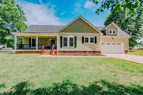 117 Humphries Cir, Gaffney, SC 29341