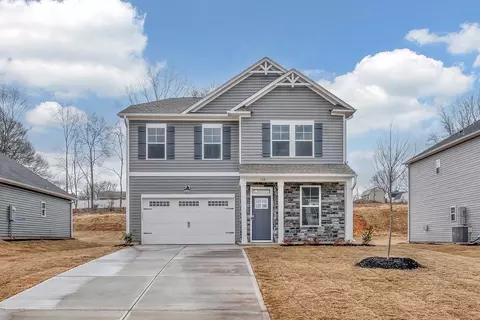 168 Hunter Ridge Dr, Boiling Springs, SC 29316