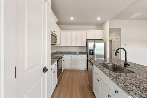 1069 Mossy Oak Dr, Moore, SC 29369 photo 6