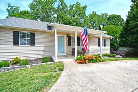 344 Endless Dr, Greer, SC 29651 photo 2