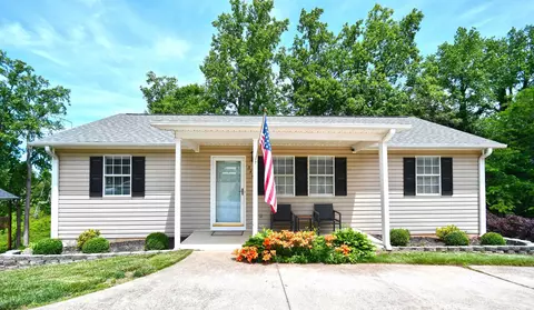 344 Endless Dr, Greer, SC 29651