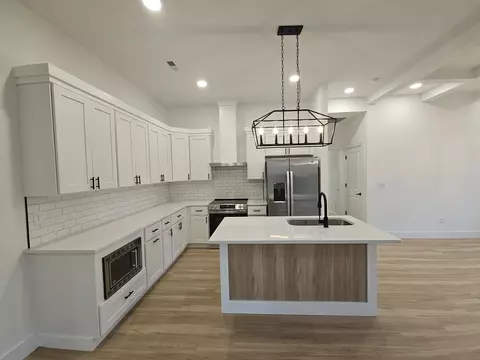 Kitchen - 534 Dillon St, Chesnee, SC 29323 photo 1 of 3