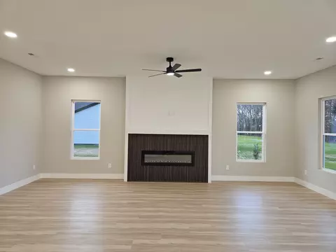 Living - 528 Dillon St, Chesnee, SC 29323 photo 1 of 1