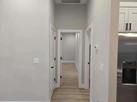 Entry Way - 528 Dillon St, Chesnee, SC 29323 photo 2 of 3