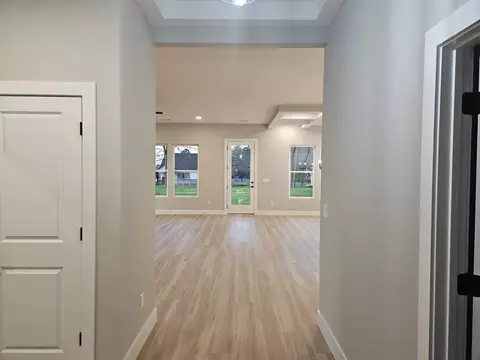 Entry Way - 528 Dillon St, Chesnee, SC 29323 photo 1 of 3