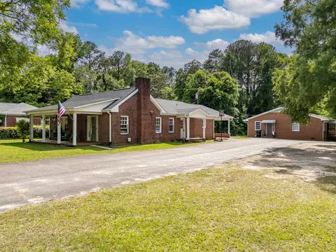 712 W Georgia St, Woodruff, SC 29388