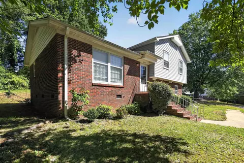 308 Willow Oaks Dr, Spartanburg, SC 29301