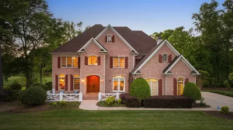 394 Crepe Myrtle Dr, Greer, SC 29651
