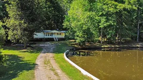 68 Walnut Dr, Woodruff, SC 29388
