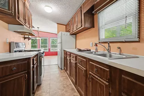 68 Walnut Dr, Woodruff, SC 29388 photo 11