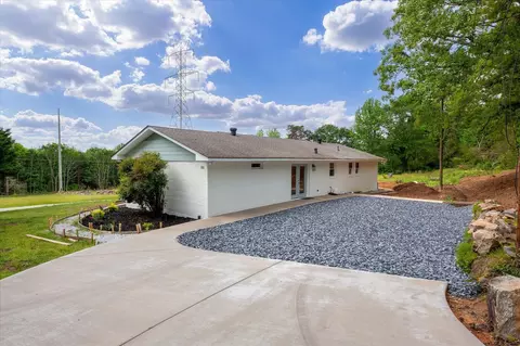 101 Fairview Dr, Greenville, SC 29609