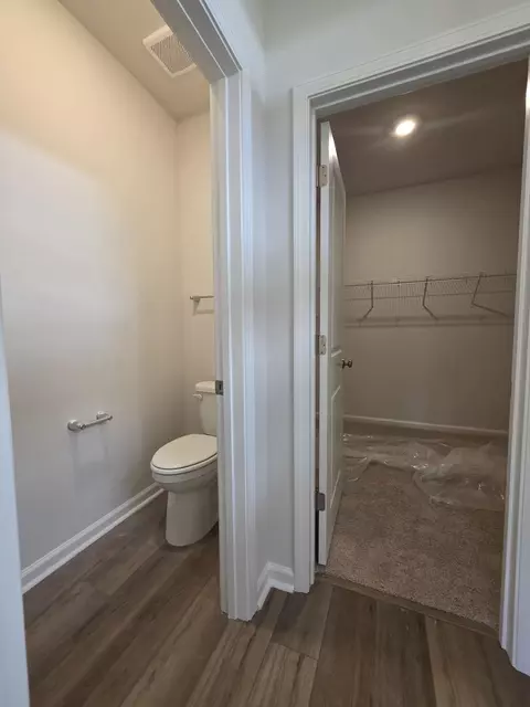 Entry Way - 435 Dodger Ave, Chesnee, SC 29323 photo 3 of 4