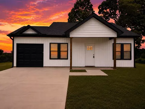 121 Sims Ln, Spartanburg, SC 29307