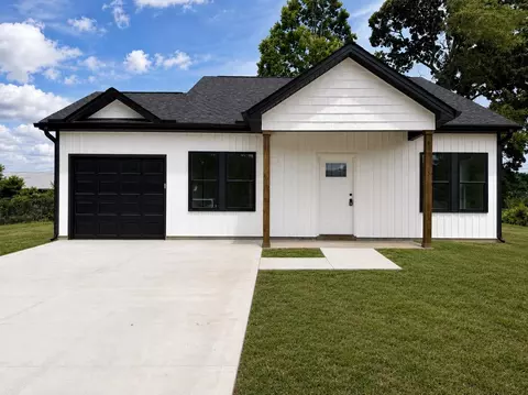 121 Sims Ln, Spartanburg, SC 29307