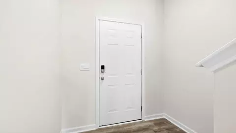 Entry Way - 816 Embark Cir, Greer, SC 29651 photo 2 of 10