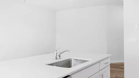 Kitchen - 816 Embark Cir, Greer, SC 29651 photo 5 of 5