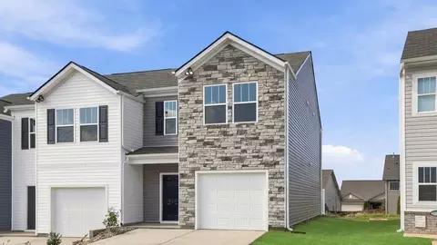 Exterior - 816 Embark Cir, Greer, SC 29651 photo 2 of 8