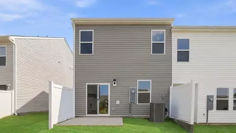 Exterior - 816 Embark Cir, Greer, SC 29651 photo 4 of 8