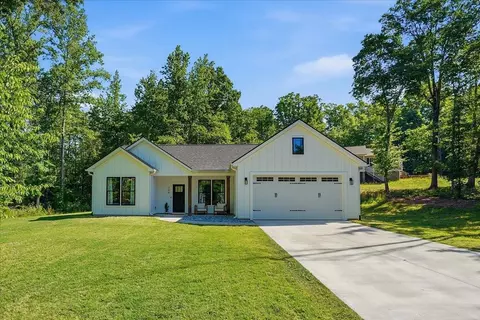 298 Red Hill Rd, Landrum, SC 29356
