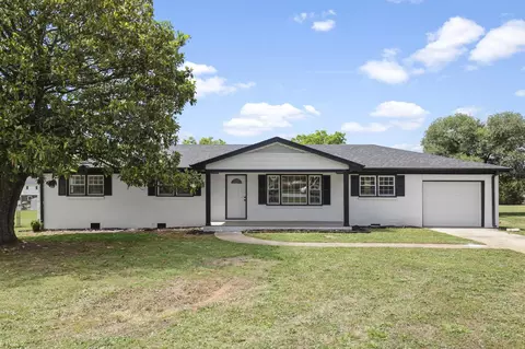 456 Bishop Dr, Mauldin, SC 29662