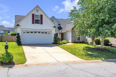 19 Twinings Dr, Simpsonville, SC 29681