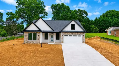 333 Peach Valley Dr, Spartanburg, SC 29303