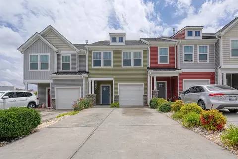 202 Keaton Ct, Spartanburg, SC 29301