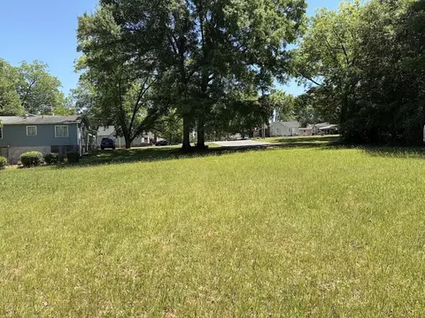 510 W Race St, Gaffney, SC 29341