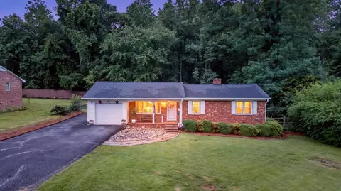 549 Barnwell Rd, Spartanburg, SC 29303