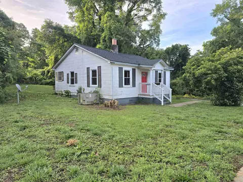 522 Wildwood Dr, Spartanburg, SC 29306