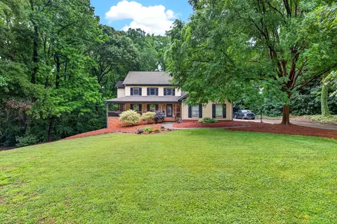 307 Thornhill Dr, Spartanburg, SC 29301