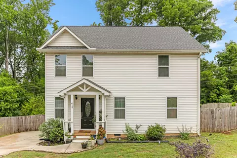 415 Poole St, Woodruff, SC 29388