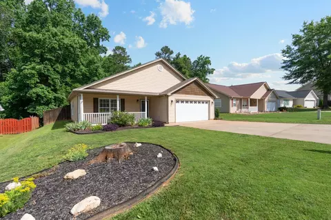 Exterior - 153 Maximus Dr, Greer, SC 29651 photo 2 of 10