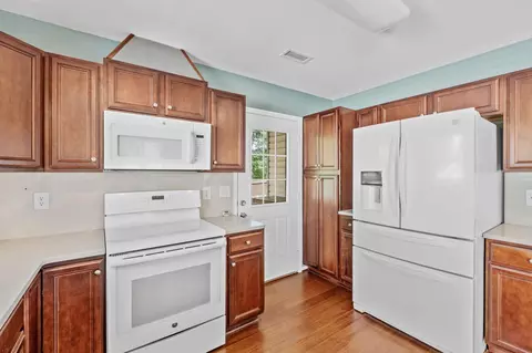 Kitchen - 153 Maximus Dr, Greer, SC 29651 photo 4 of 4