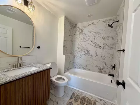Bath - 358 E Floyd Baker Blvd, Gaffney, SC 29340 photo 2 of 2