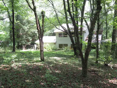 290 Triple H Farm Rd, Inman, SC 29349