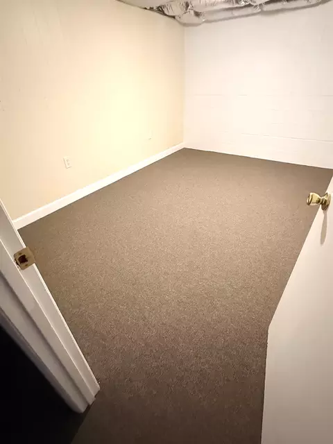 Bedroom - 201 Crestview Dr, Gaffney, SC 29340 photo 6 of 7