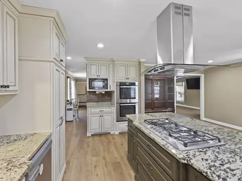 Kitchen - 201 Crestview Dr, Gaffney, SC 29340 photo 3 of 4